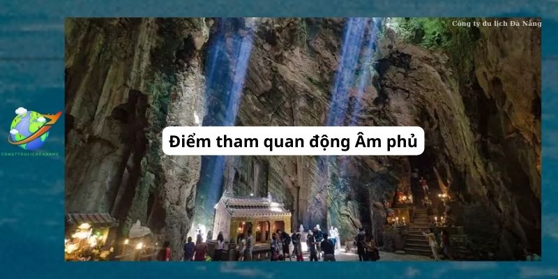 Đối với điểm tham quan động Âm phủ